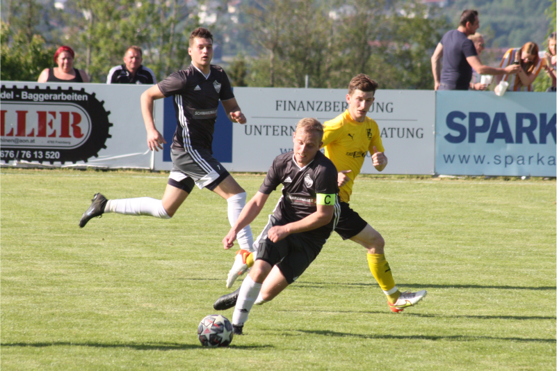 Featured image for Aus dem tiefsten Keller ins helle Licht - Freinberg siegt trotz 0:2-Rückstand