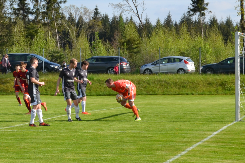 Featured image for Gäste waren besser und siegten verdient mit 2:1 - Bitterer Beigeschmack, beide Gegentore waren abseits