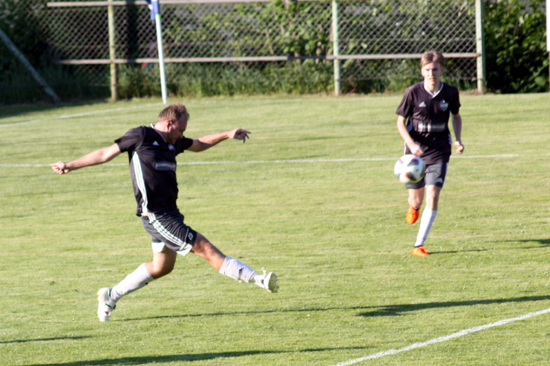 Featured image for Trotz 2:2-Remis gegen den Tabellenführer muss der SVF von Pech sprechen