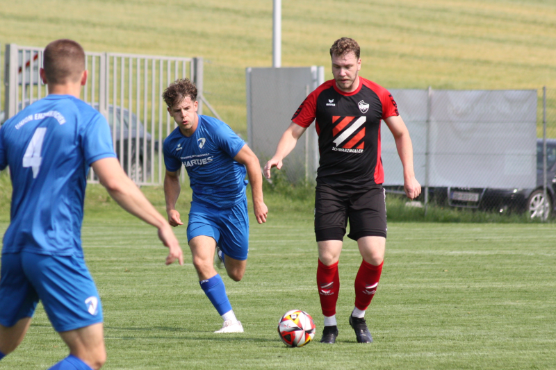 Featured image for Lange Zeit offene Partie endet mit einem  Enzenkirchener 2:1-(1:1)-Sieg